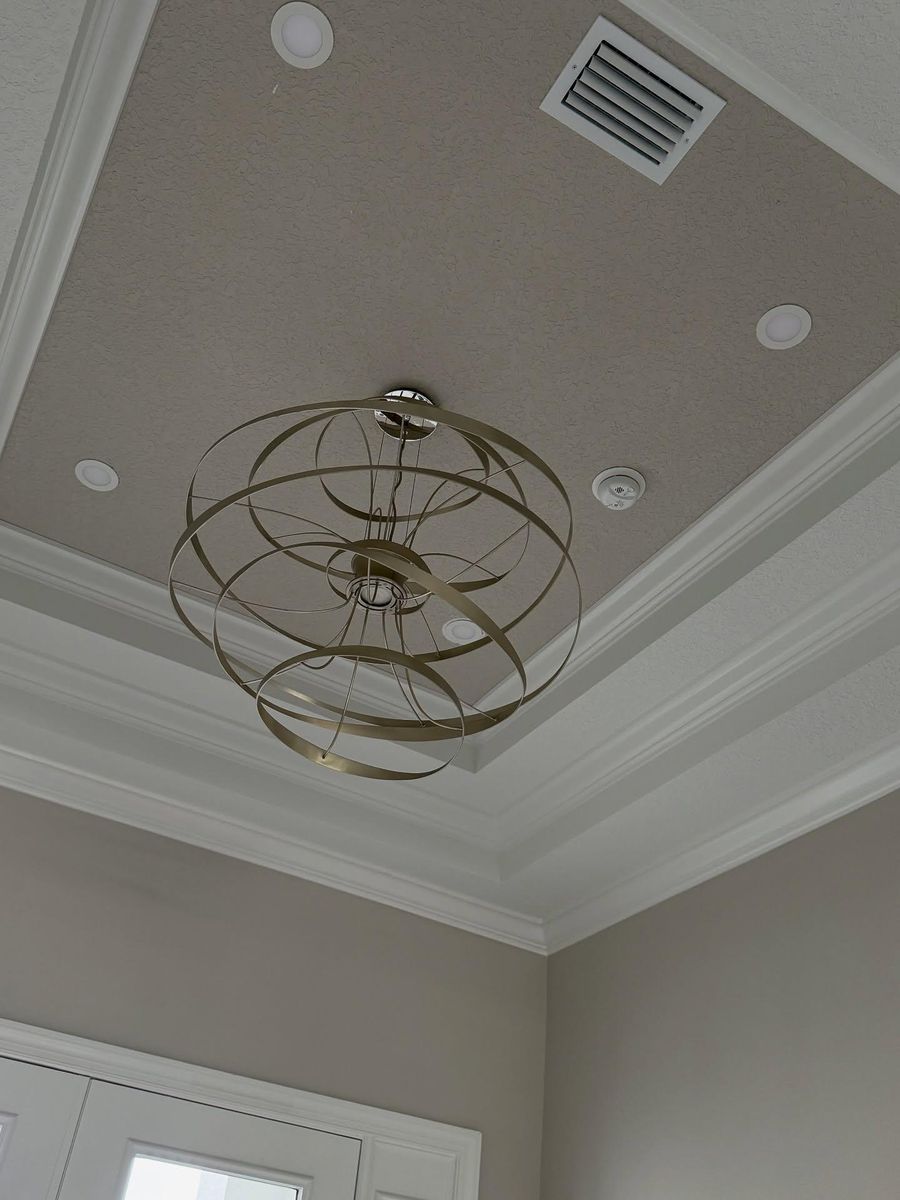 Crown Molding for Rich Construction Services in Parrish, FL