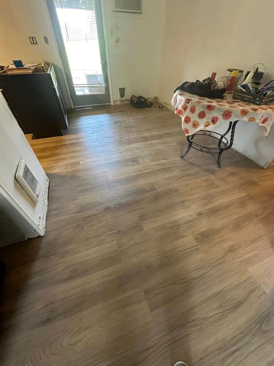 Flooring for Calderons Proquality Construction LLC in The Dalles, OR