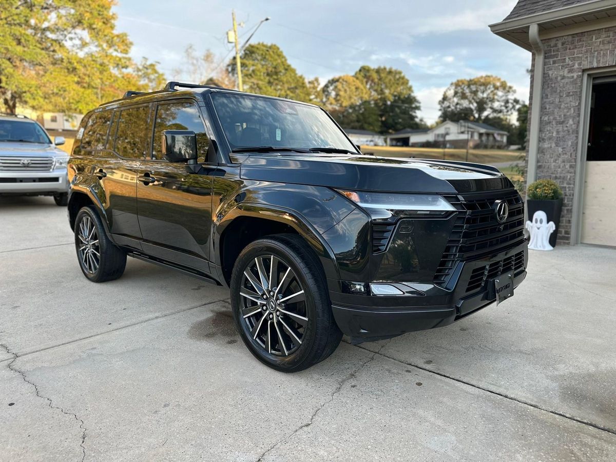 Waxing Services for Hollywood Detail in Northport , AL