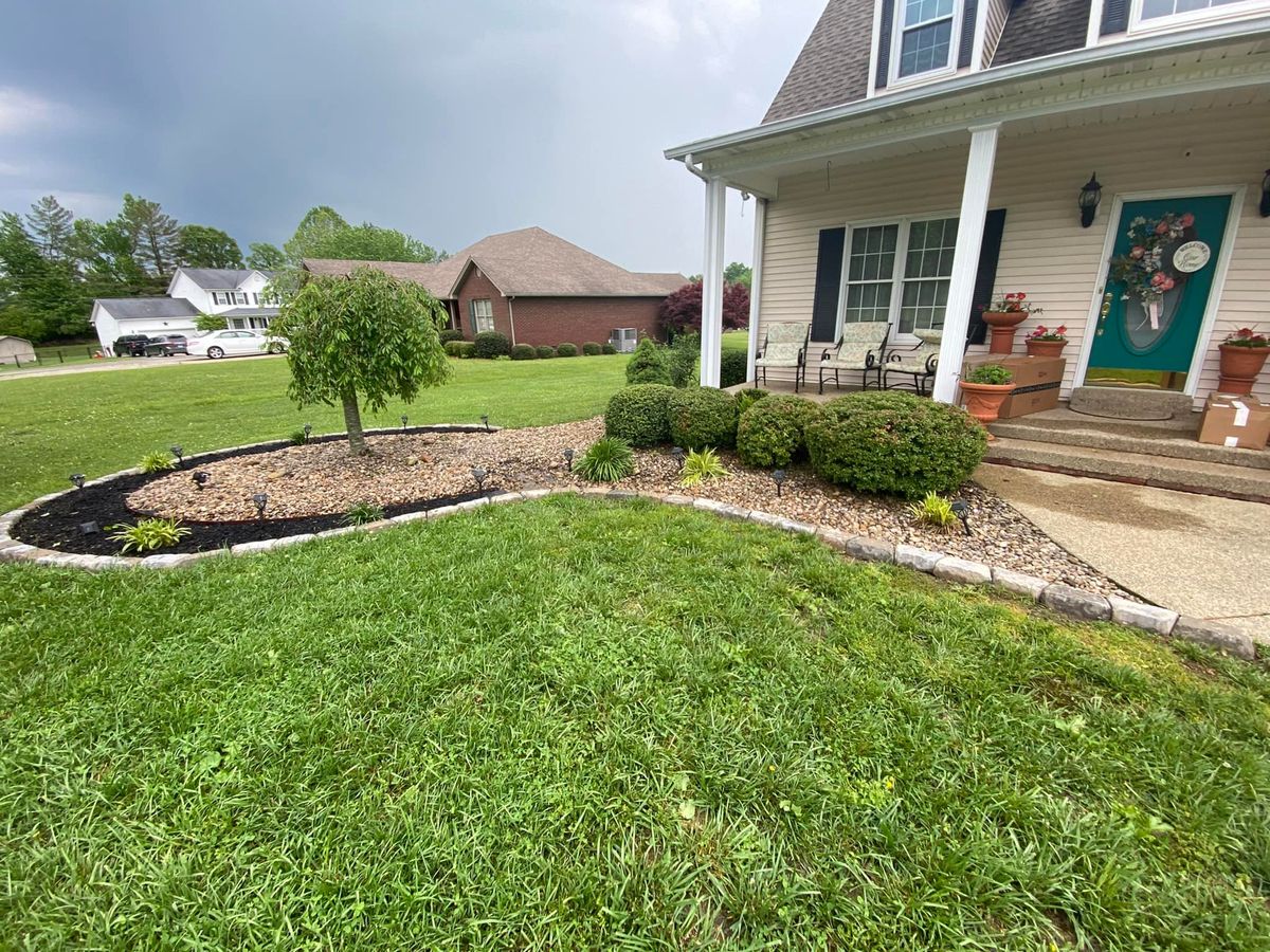 Landscaping for Dust Till Dawn Lawn in London, Kentucky