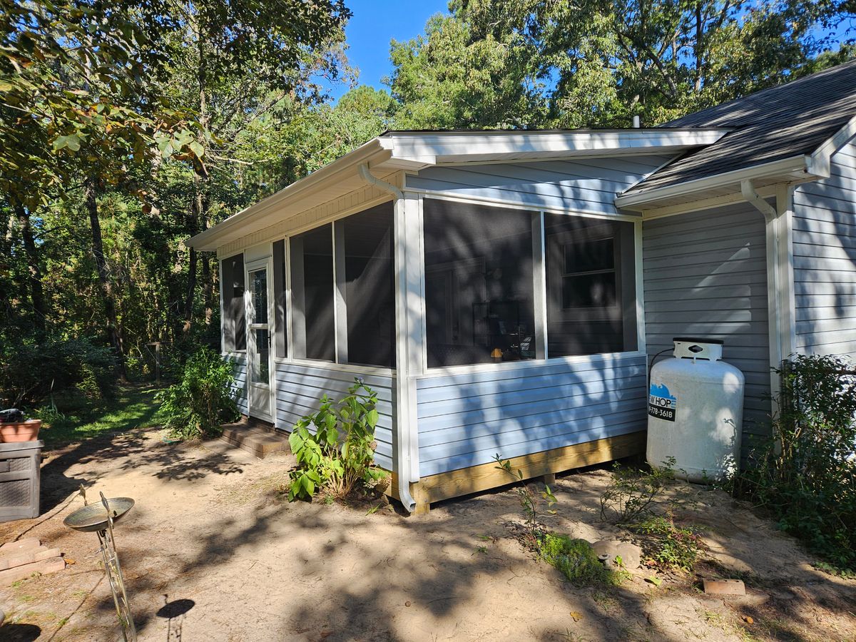 Home Additions for Ruben R construction LLC in Mount Olive, NC