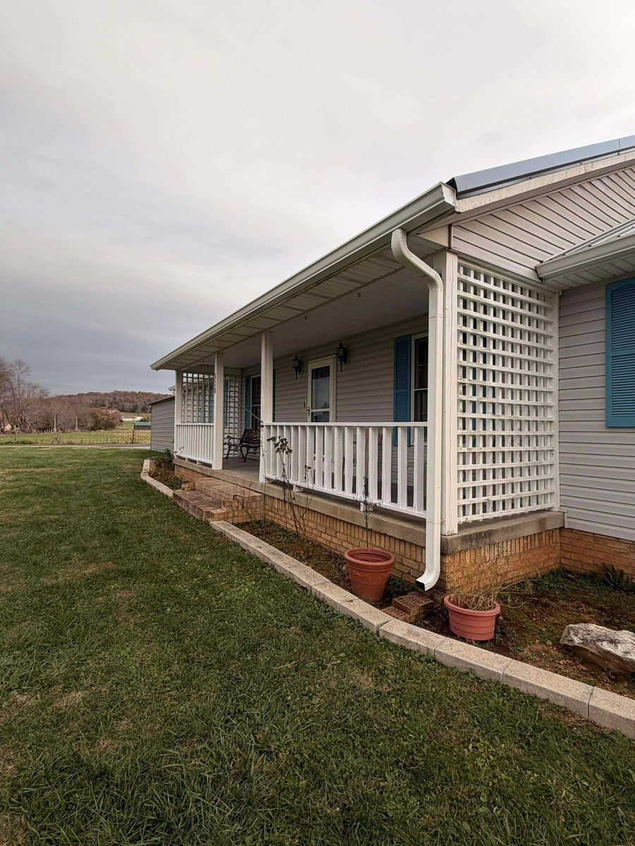 Fencing for KY Gutter Pro & Specialty Roofing Systems in Monticello, KY