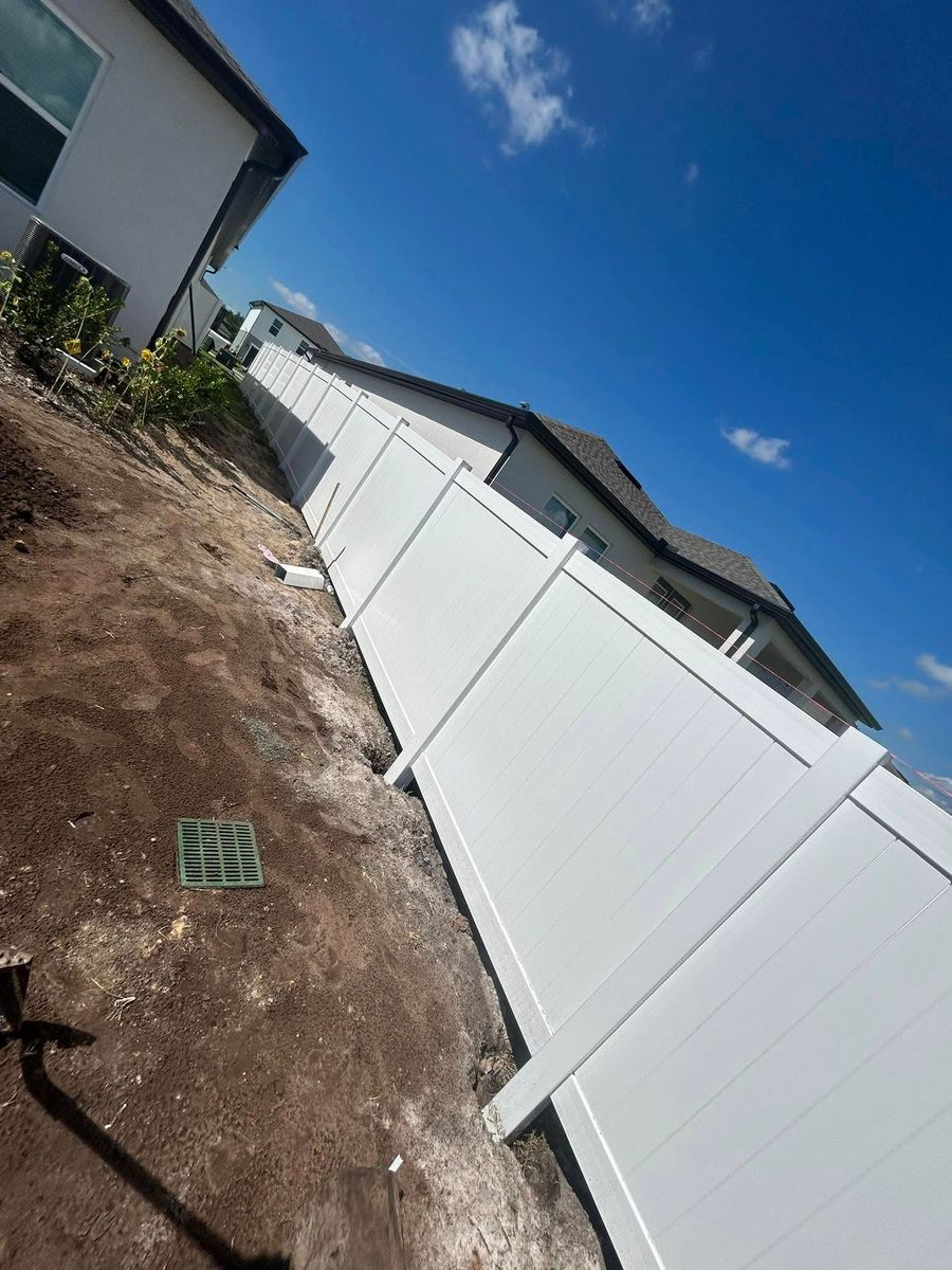 Vinyl Fencing for Nettles Fence in Lake County, FL