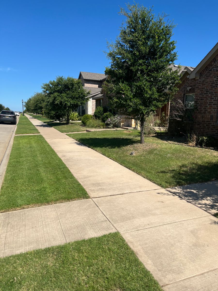 Mowing for Veterans Pride Enterprises LLC in Denton, Texas