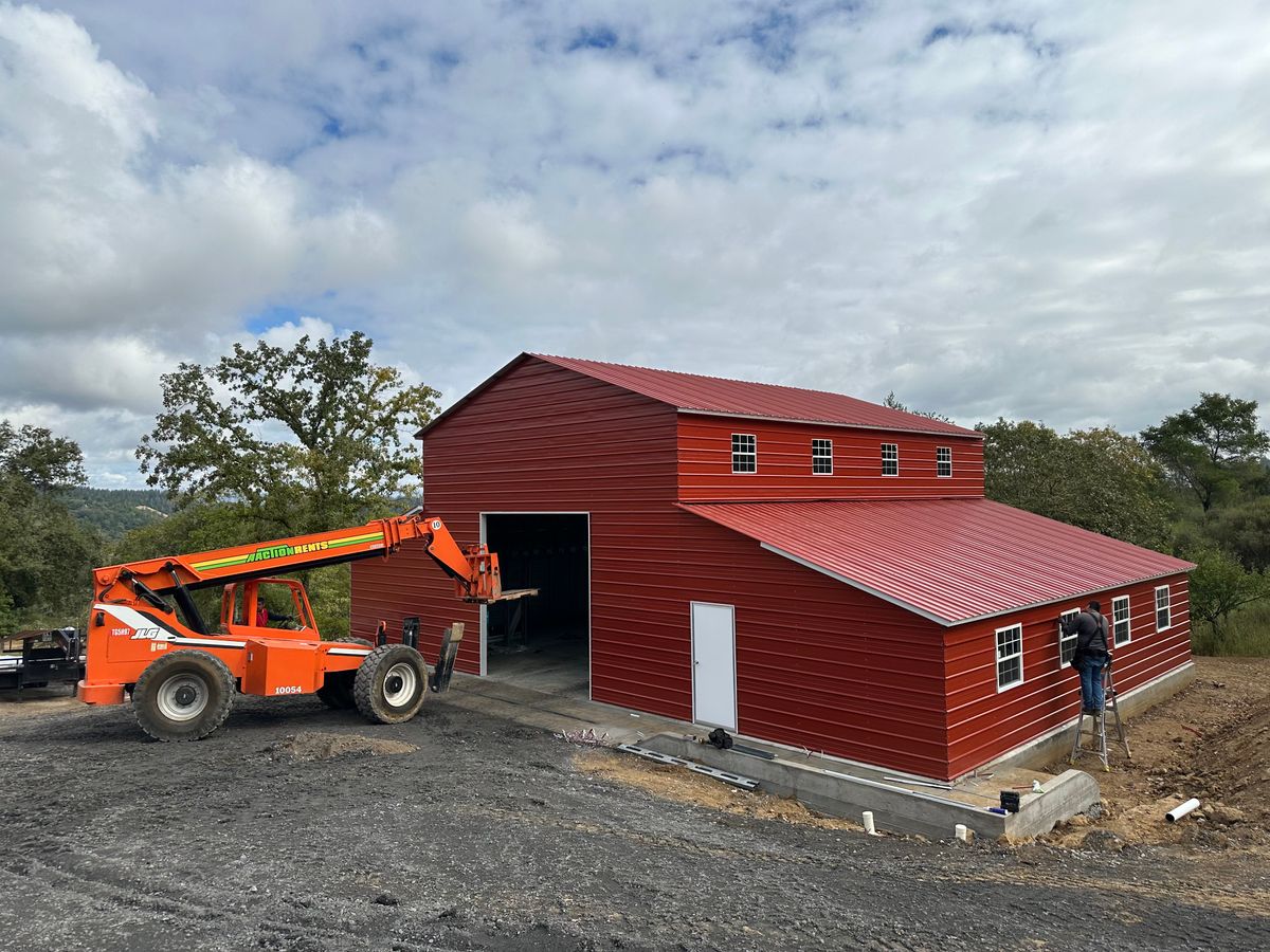 Steel Building Construction for Ren Levine Construction in Novato, CA