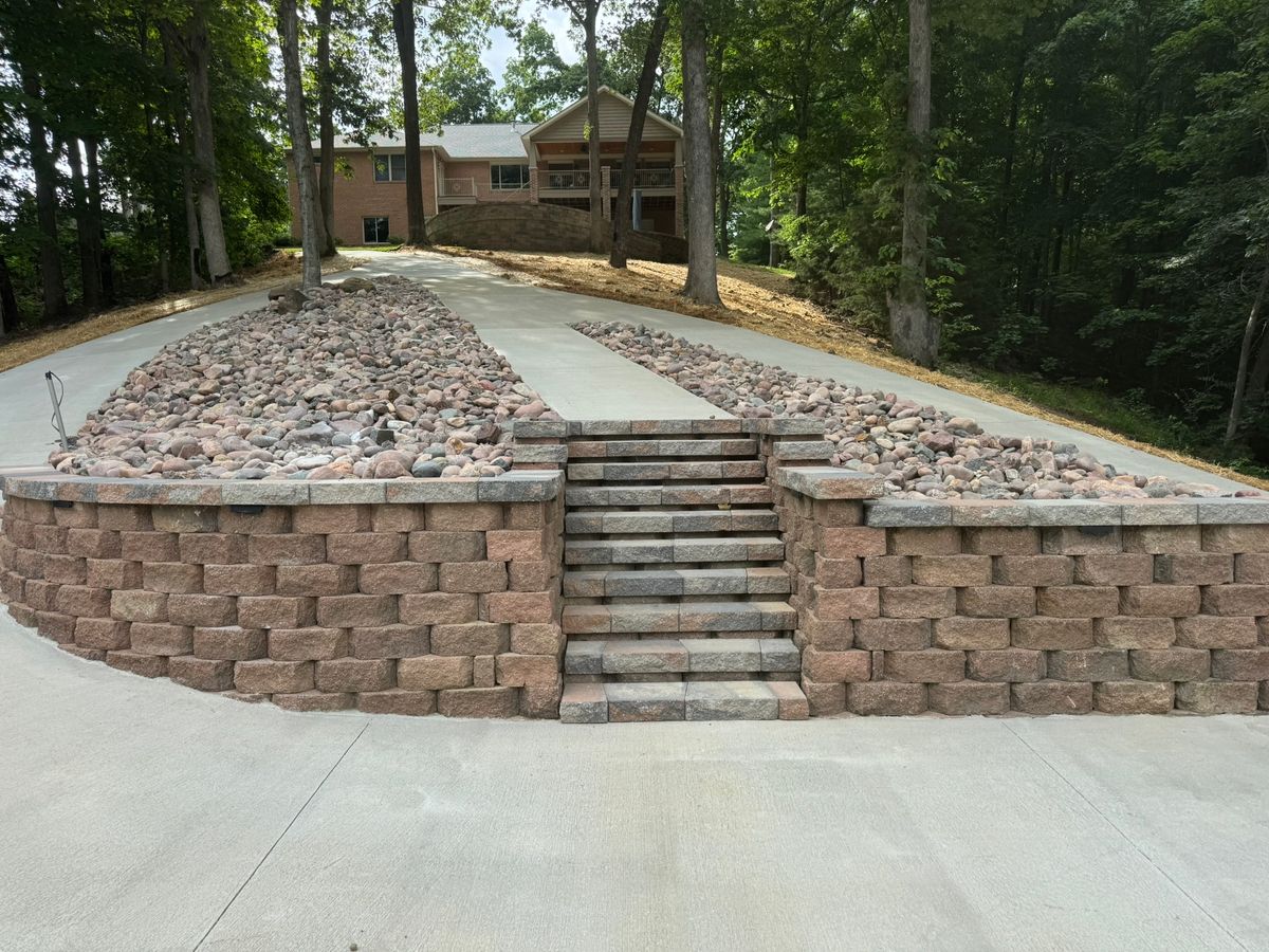 Rock and Bulk Material Delivery for Mayfield Landscaping in Staunton, IL