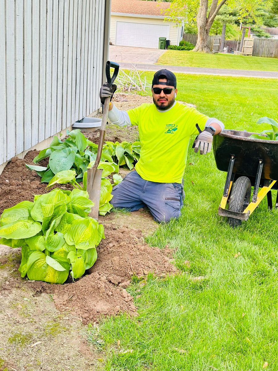 Shrub Trimming for Manny's Cleaning,Lawn Care & Snow Removal Services in Champaign, IL