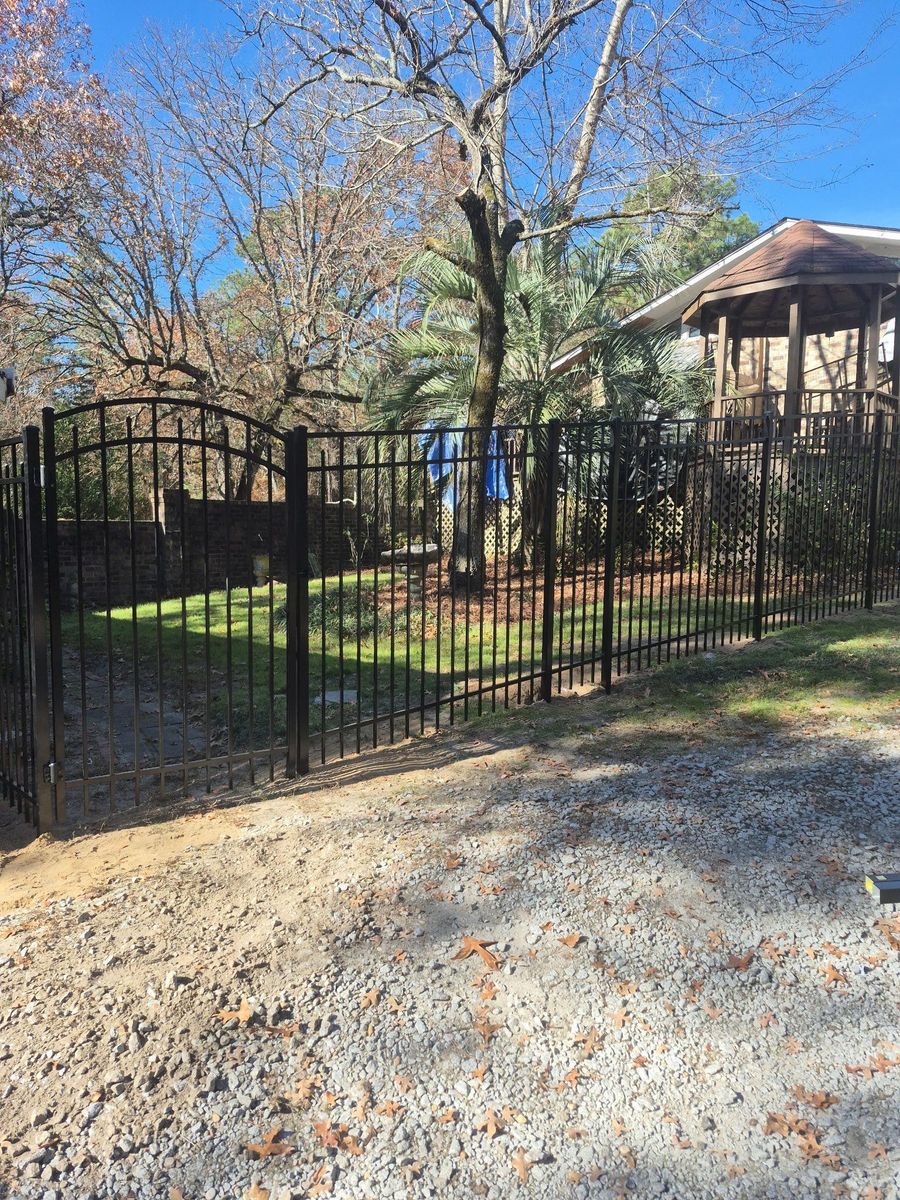 Fence Installation for JB Nealy Fence in Elgin, SC