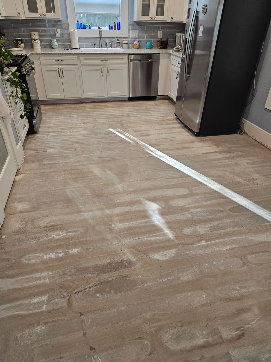 Flooring for Hockley Frame and Siding LLC in Hockley, TX