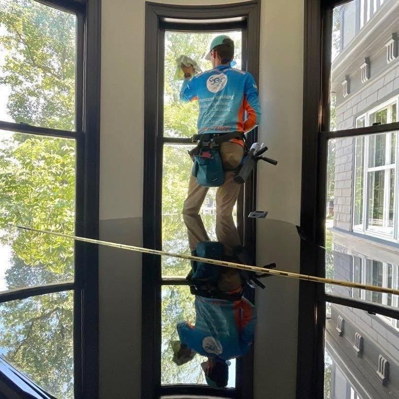 Commercial Window Cleaning for See2it Clean in St Louis, MO