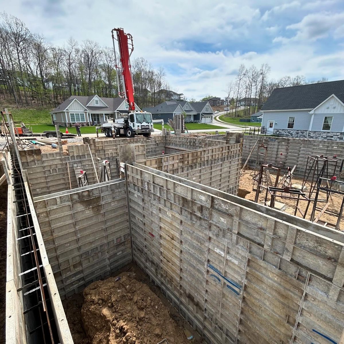 Poured Concrete Walls for Hanula Concrete Pumping in Pittsburgh, PA