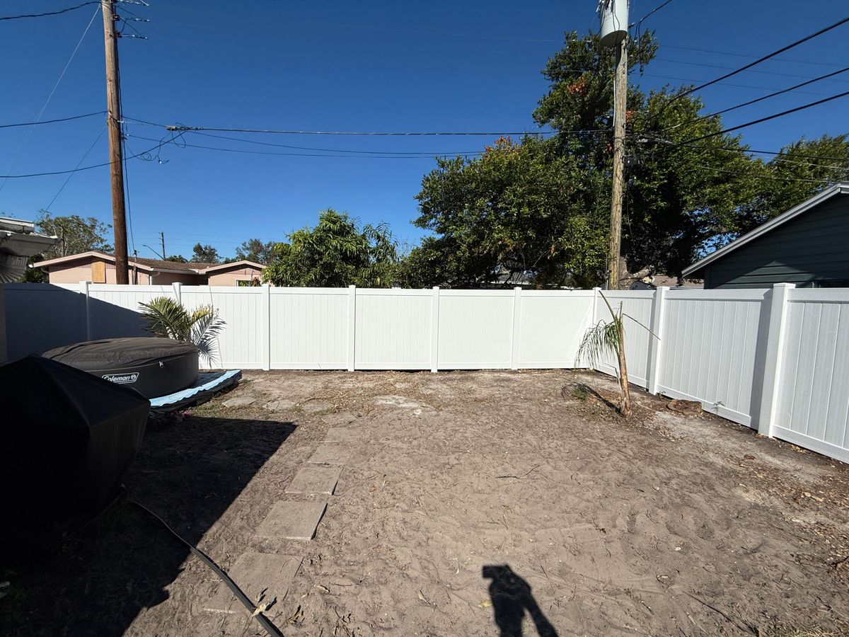 Vinyl Fence Installation for Smith & Sons Fence Company in Riverview, FL