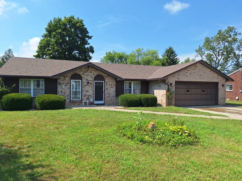 Roofing Replacement for Jays Roofing and Construction in Toledo, Ohio