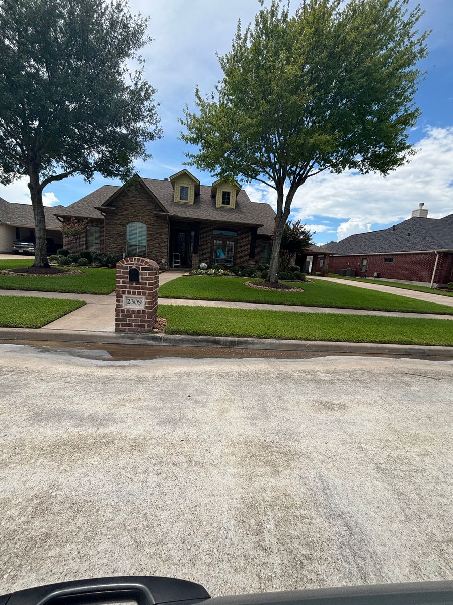 Sprinklers for Texas Lawn & Sprinkler Co. in Houston, TX