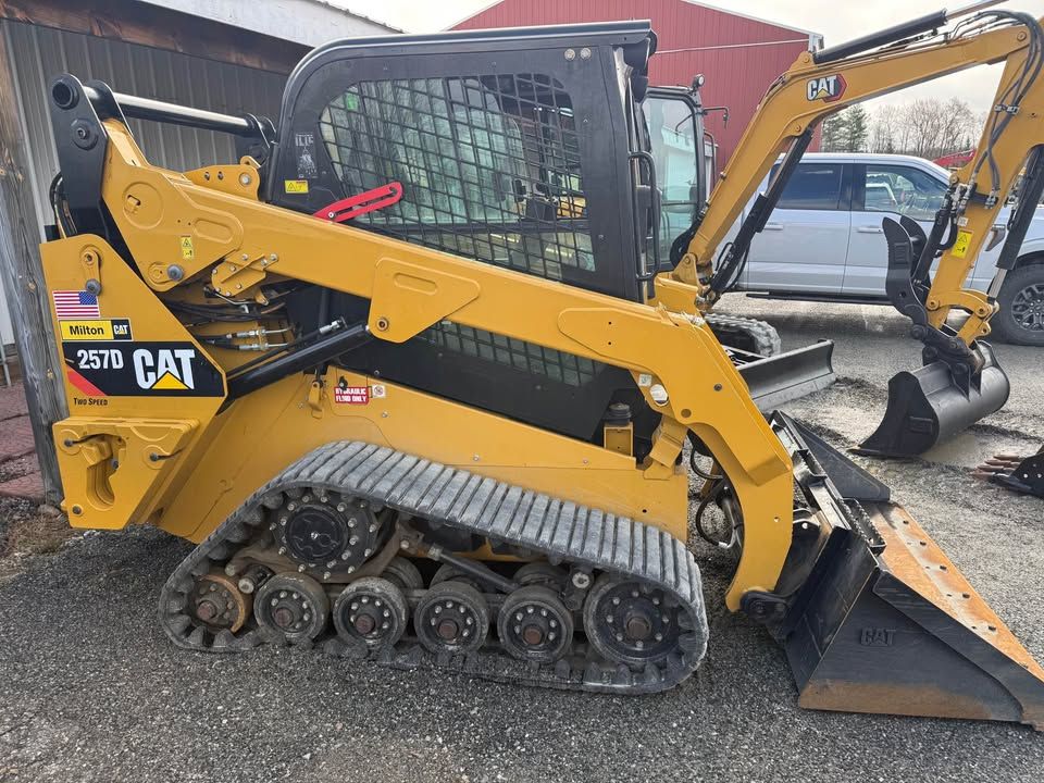2018 Cat 257D Compact Track Loader for  in Northumberland, NH