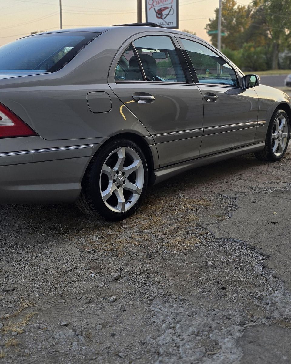 Full Detail Service for Luxury Auto Detail in Peoria, IL