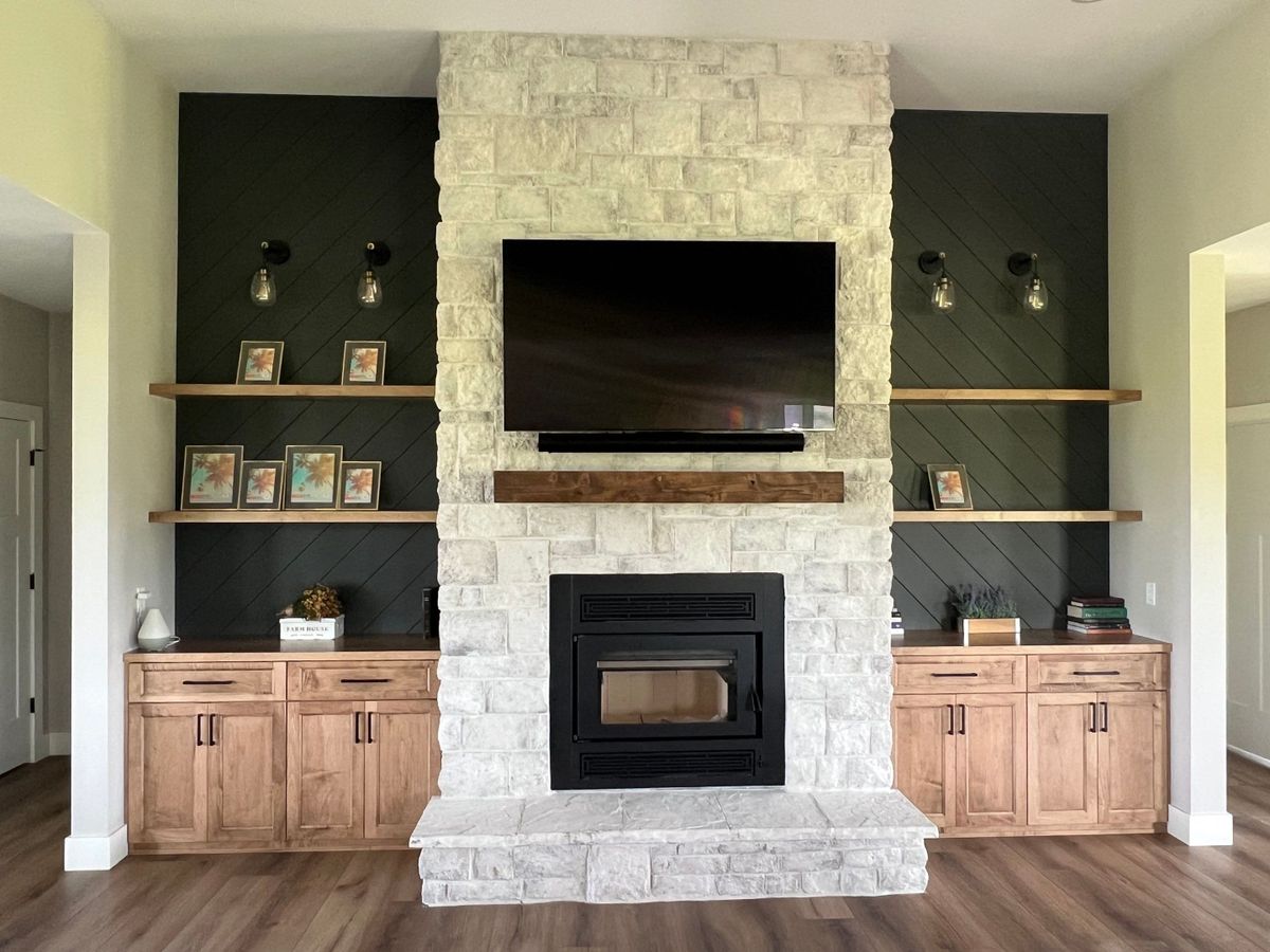 Finish & Trim Work for Edgecomb Builders in Ottawa , KS
