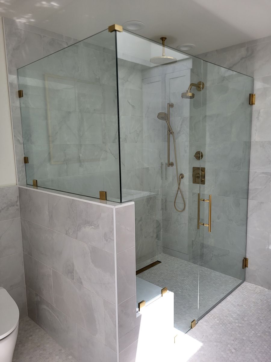 Shower Glass Installs for Maricopa Glass in Phoenix, AZ