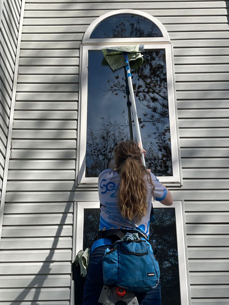 Commercial Window Cleaning for See2it Clean in St Louis, MO