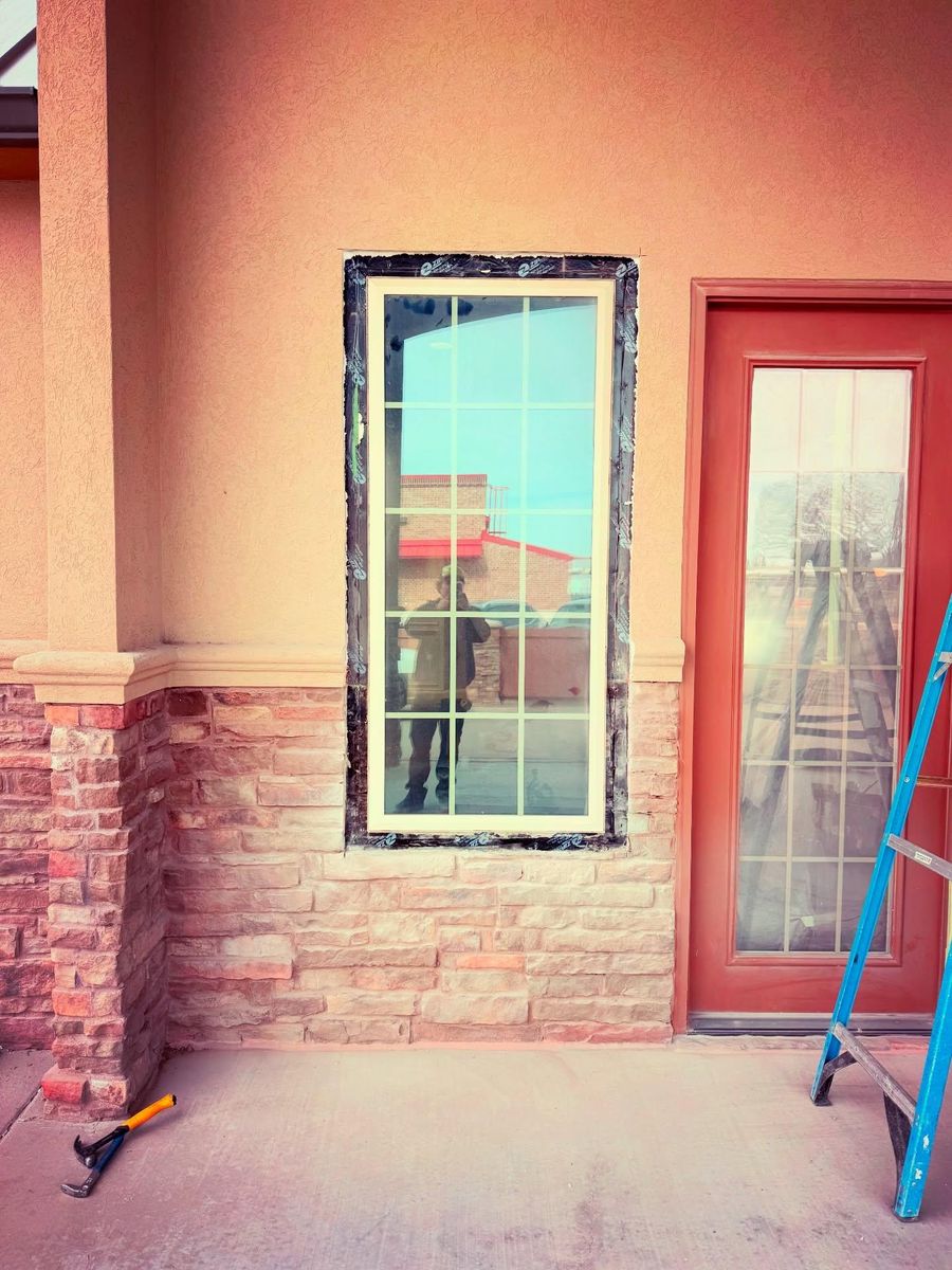 Window Replacement for Proud Crowd Construction in Canyon, TX