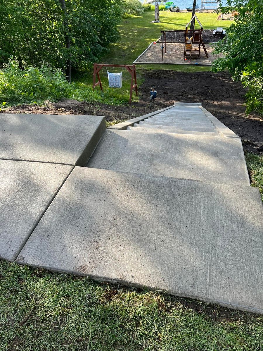 Concrete Steps for Divine Designs General Contracting LLC  in Minneapolis, MN