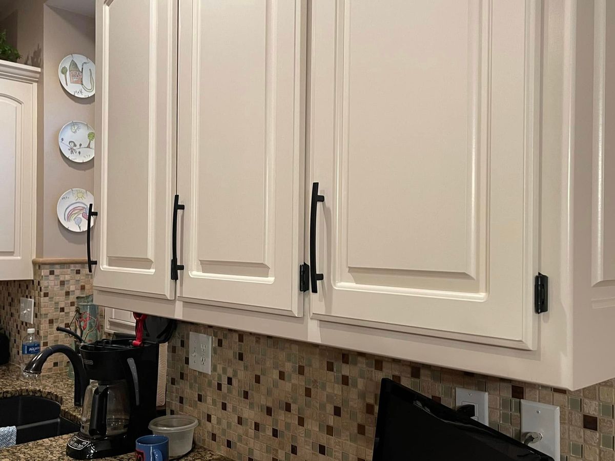 Kitchen and Cabinet Refinishing for Chameleon Decor KC in Kansas City, MO