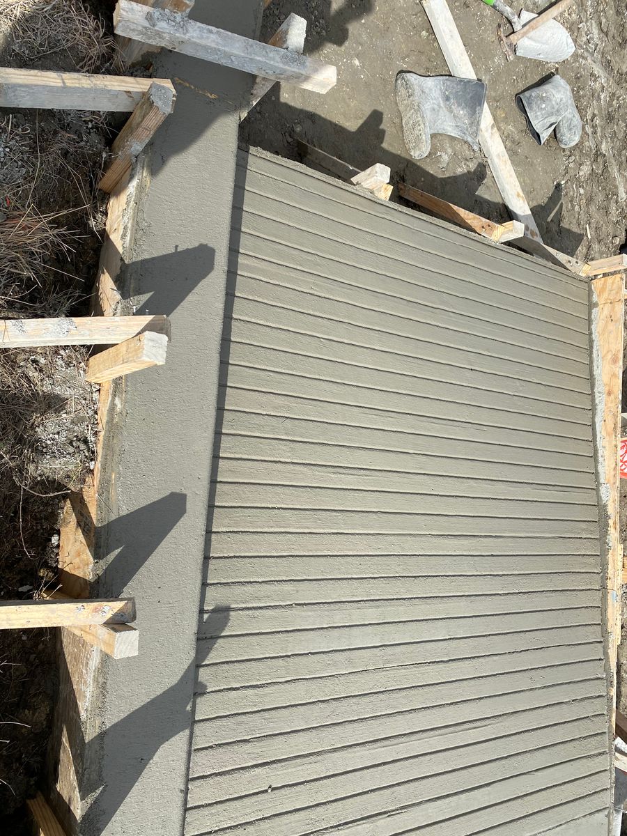 Concrete for Leo's Concrete Crew in Elgin, TX