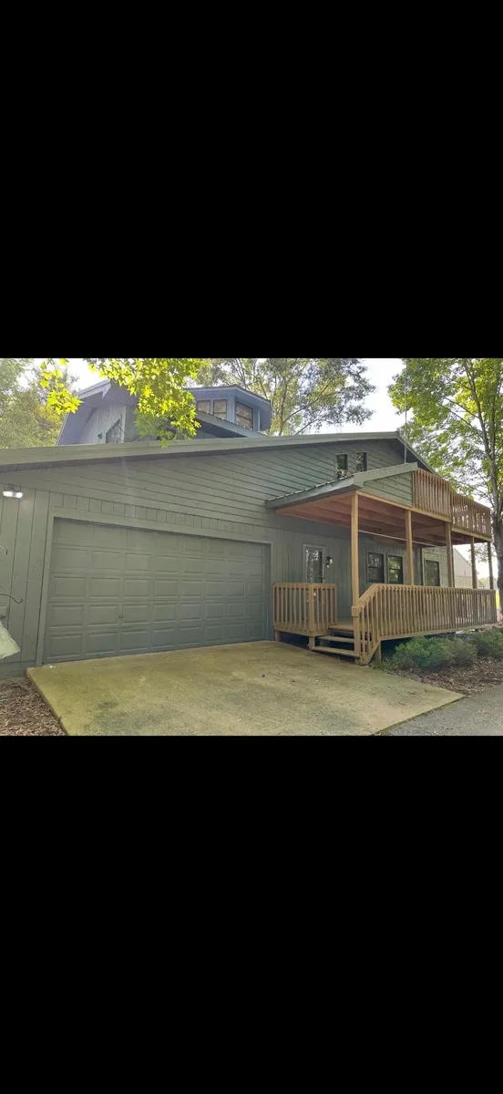 Deck & Patio Installation for Modern Touch Painting & Flooring in Huntsville, AL