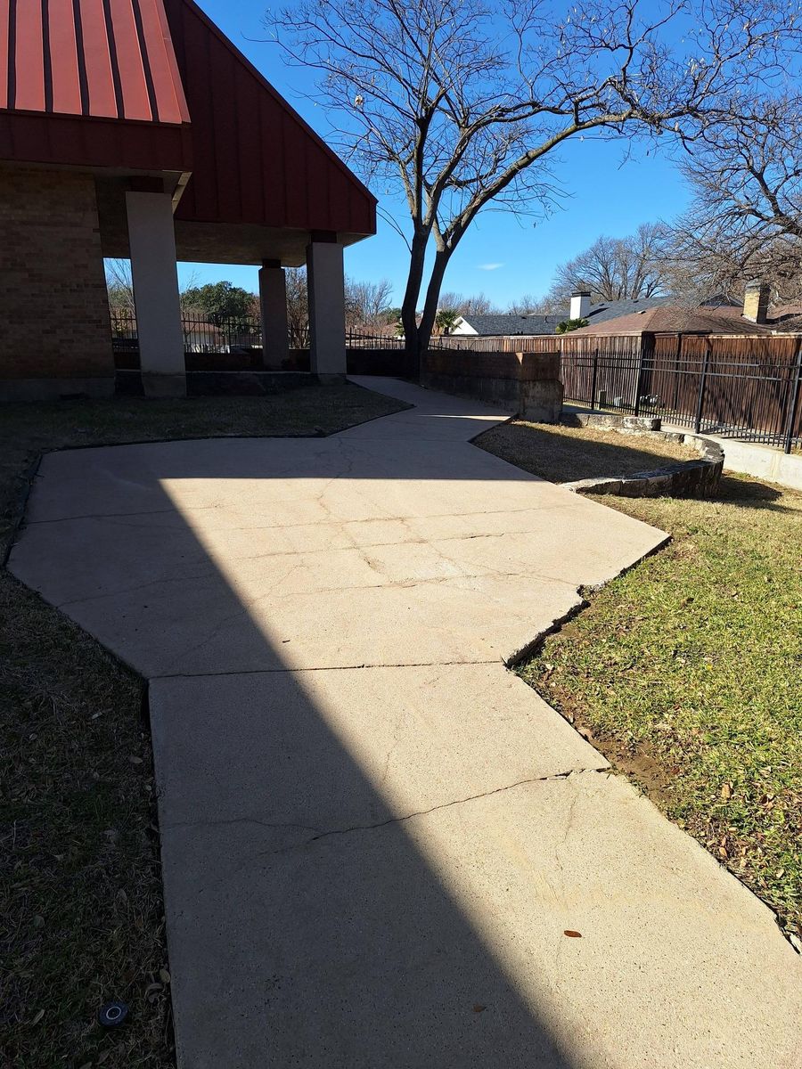 Patio & Pool Deck Cleaning for Connected Exterior Cleaning in Dallas, TX