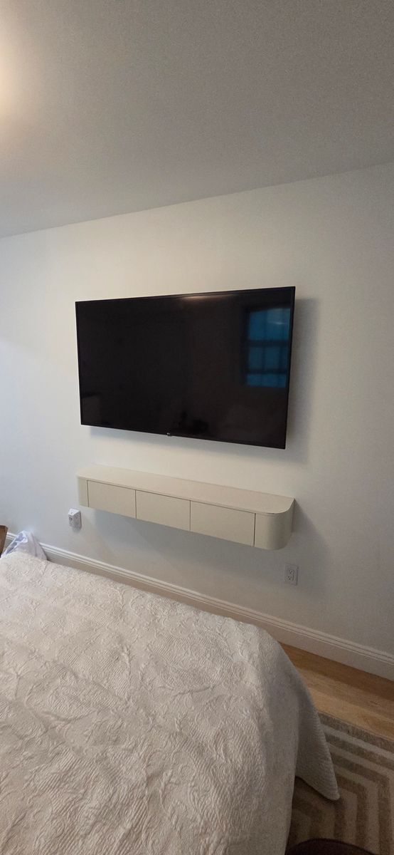 TV Mounting for Damon Handyman in Manhattan, NY