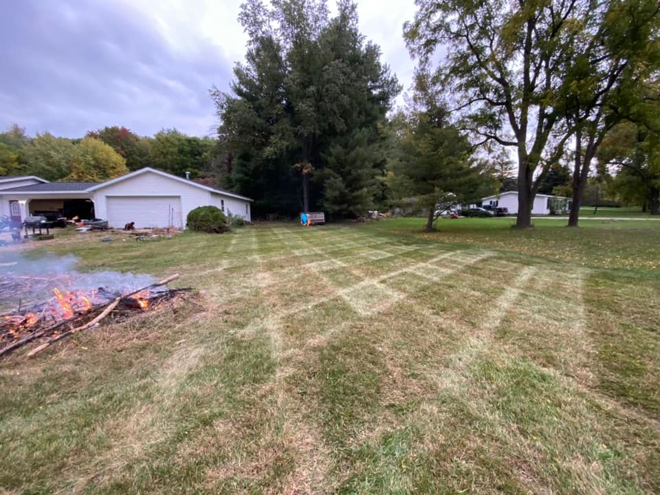 Fall Clean Up for Land Movers in Kalamazoo County, MI