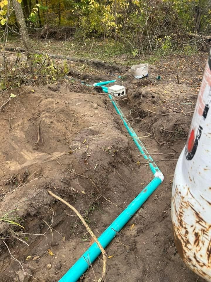 Trenching for Mike Wilcoxson Excavating & Well Drilling in Pierceton,  IN