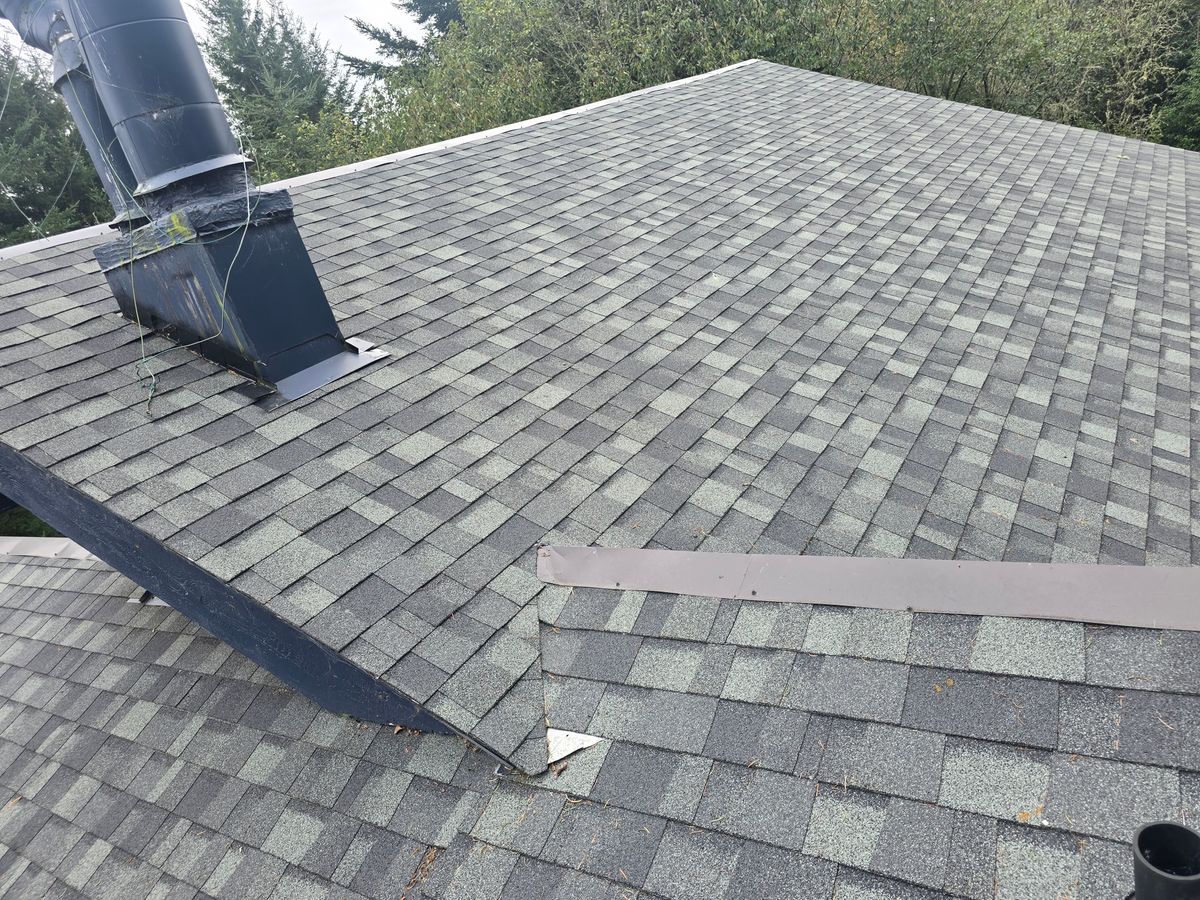 Roofing for Matthew Brooms Construction  in Coos Bay, OR