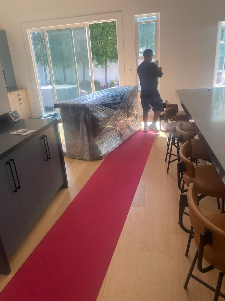 Specialized & Moving and Packing for Hugo’s Affordable Moving Labor in San Diego, CA