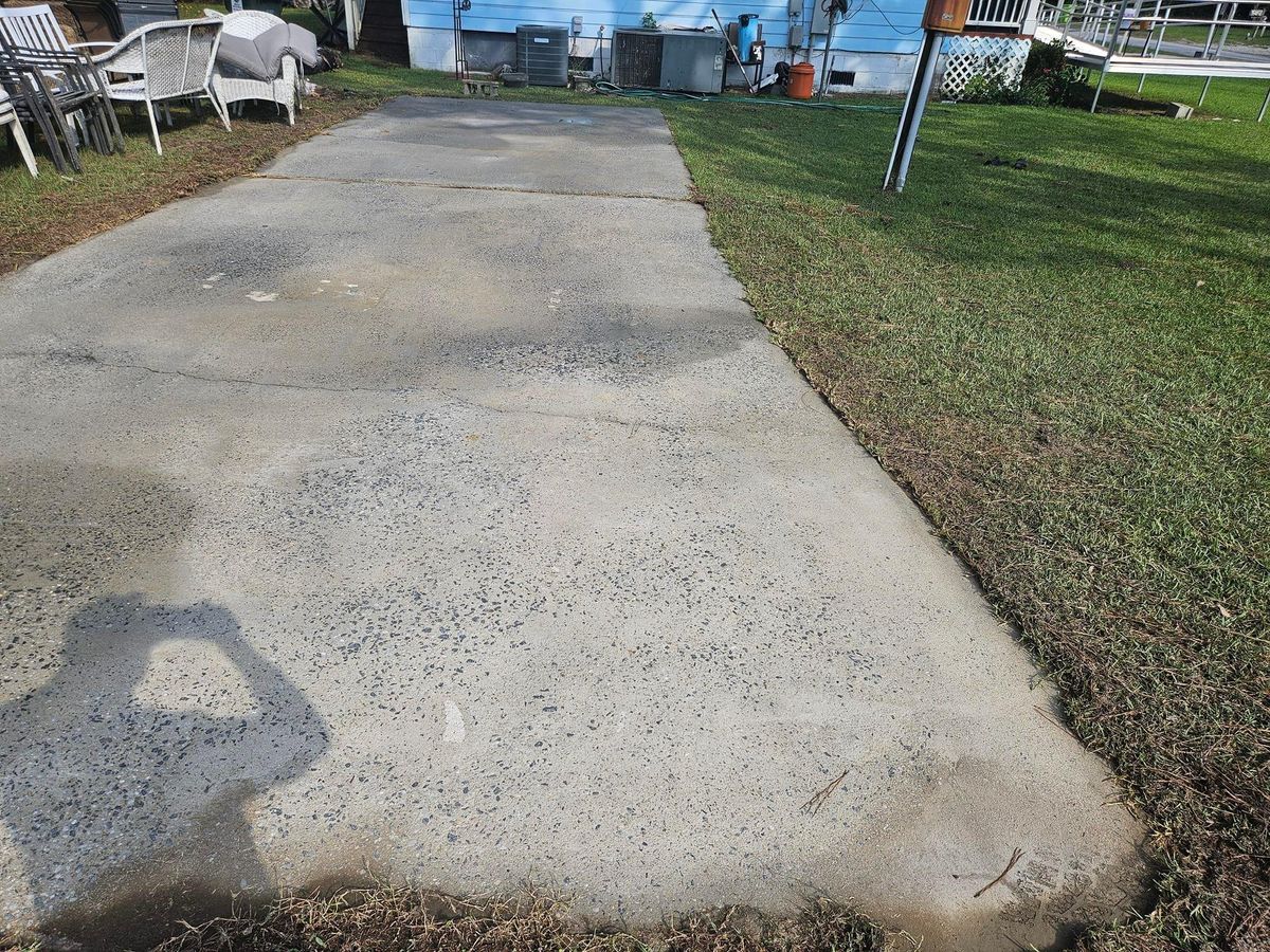 Walkway and driveway cleanup for Just Mow and Go Lawn Service, LLC in New Bern, NC