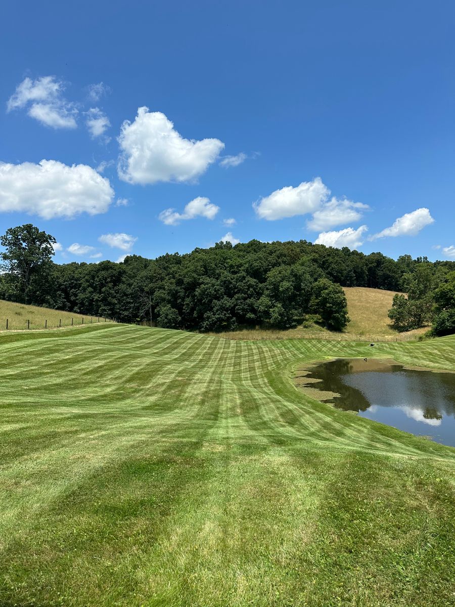 Mowing for Buckeye Lawns & Landscaping LLC in Millersburg, OH