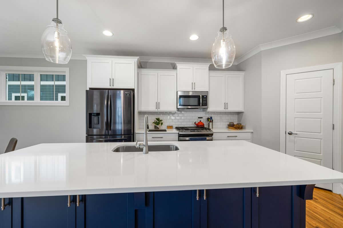 Countertops for Maui Building Source in Kahului, HI