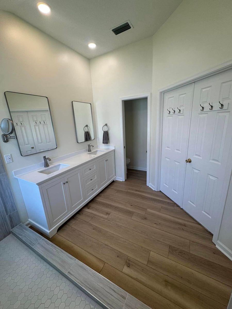 Bathroom Remodels for Herzig Cabinets and Remodeling in Jacksonville, FL