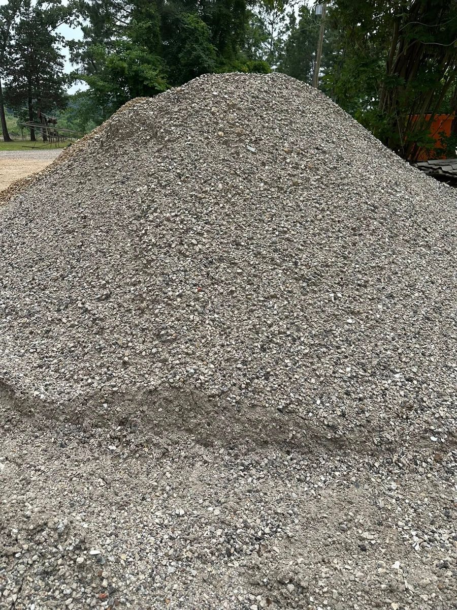 Sand for Tyler Sand Gravel And Excavation in Ben Wheeler, TX