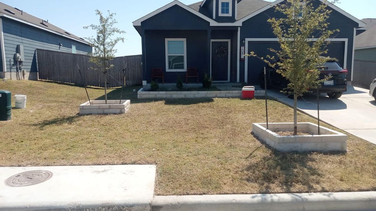 Mailbox, Flowerbeds & Retaining Walls for PC Concrete & Design in Austin, TX