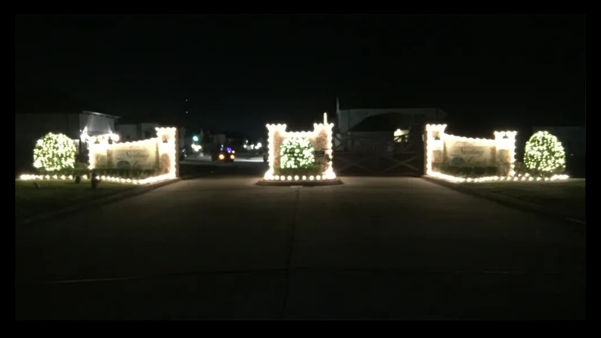  Christmas Lights Maintenance for North Star Lighting in Conroe,  TX