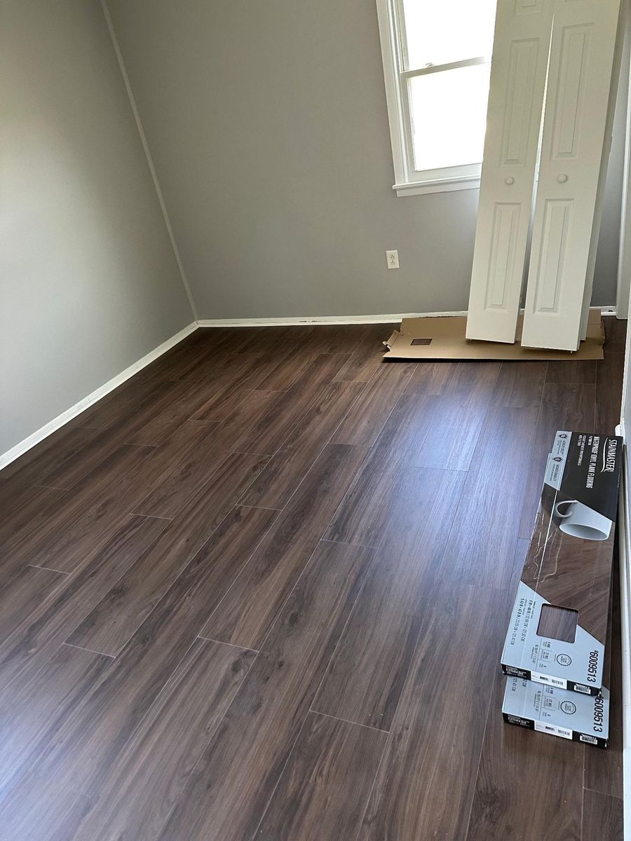 Laminate Flooring for Jason Tench Flooring LLC in Richmond, VA