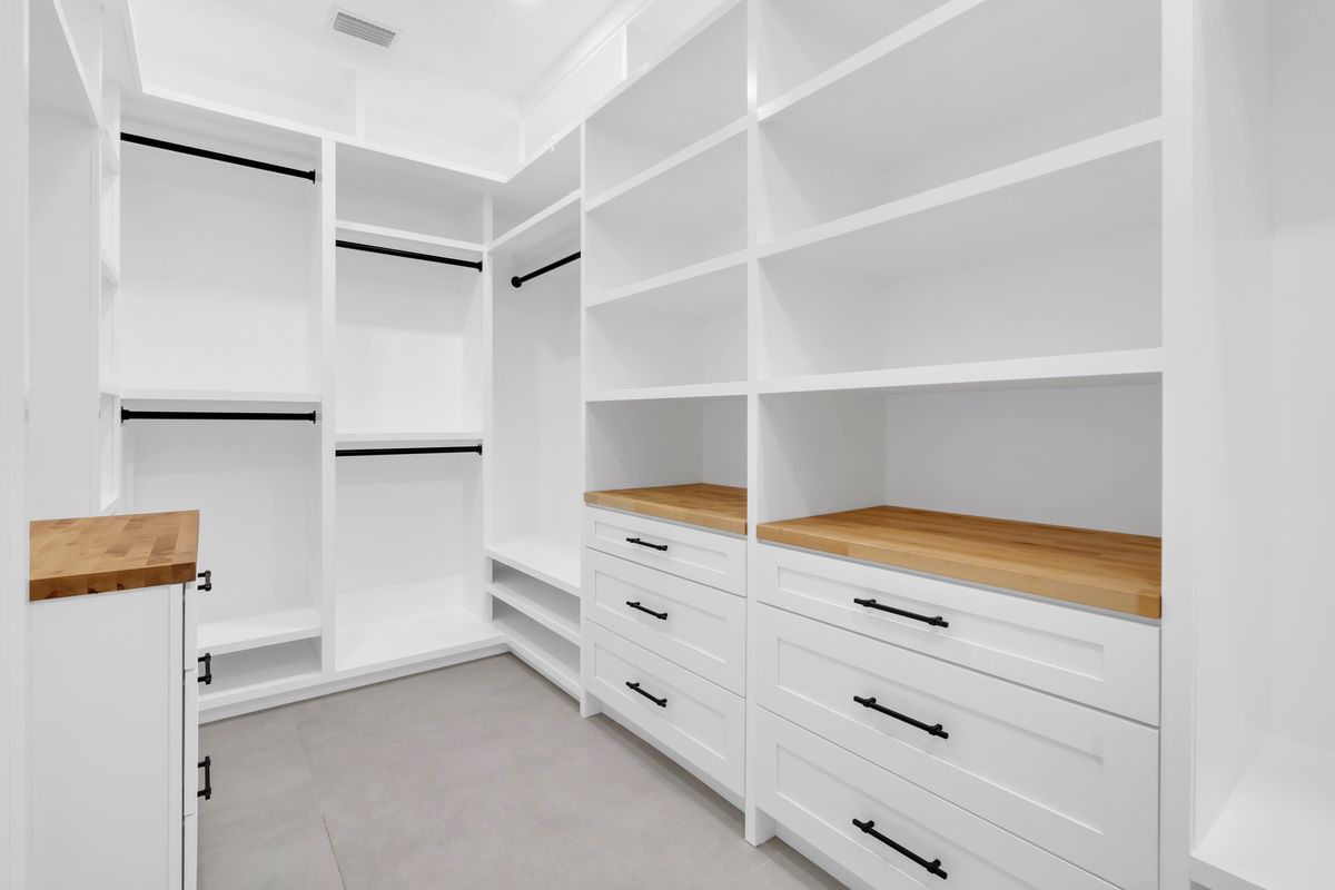 Carpentry for Zion Construction LLC in Frostproof, FL