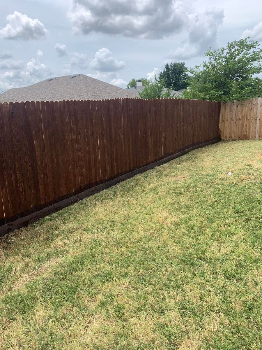 Fencing for Browner's Construction in Carrollton, TX