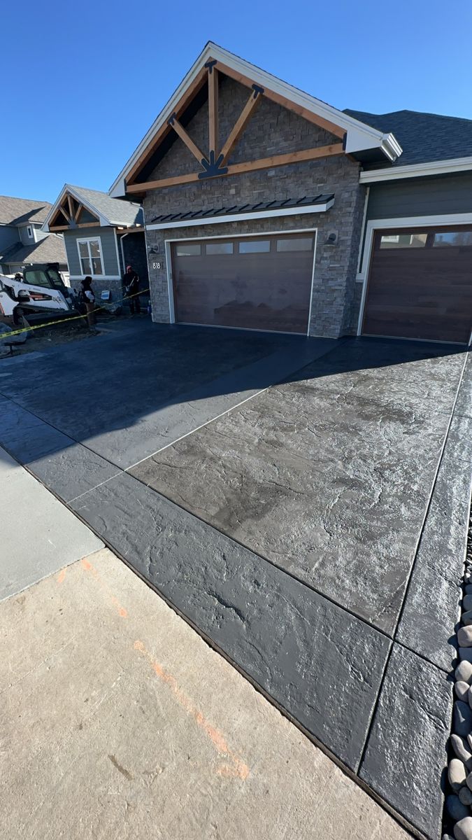 Concrete Driveways for B&M Concrete LLC in Longmont, CO