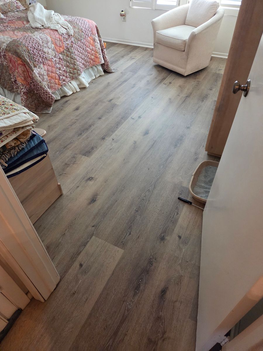 Floor Installation for D&J Custom Floors in Nederland, TX