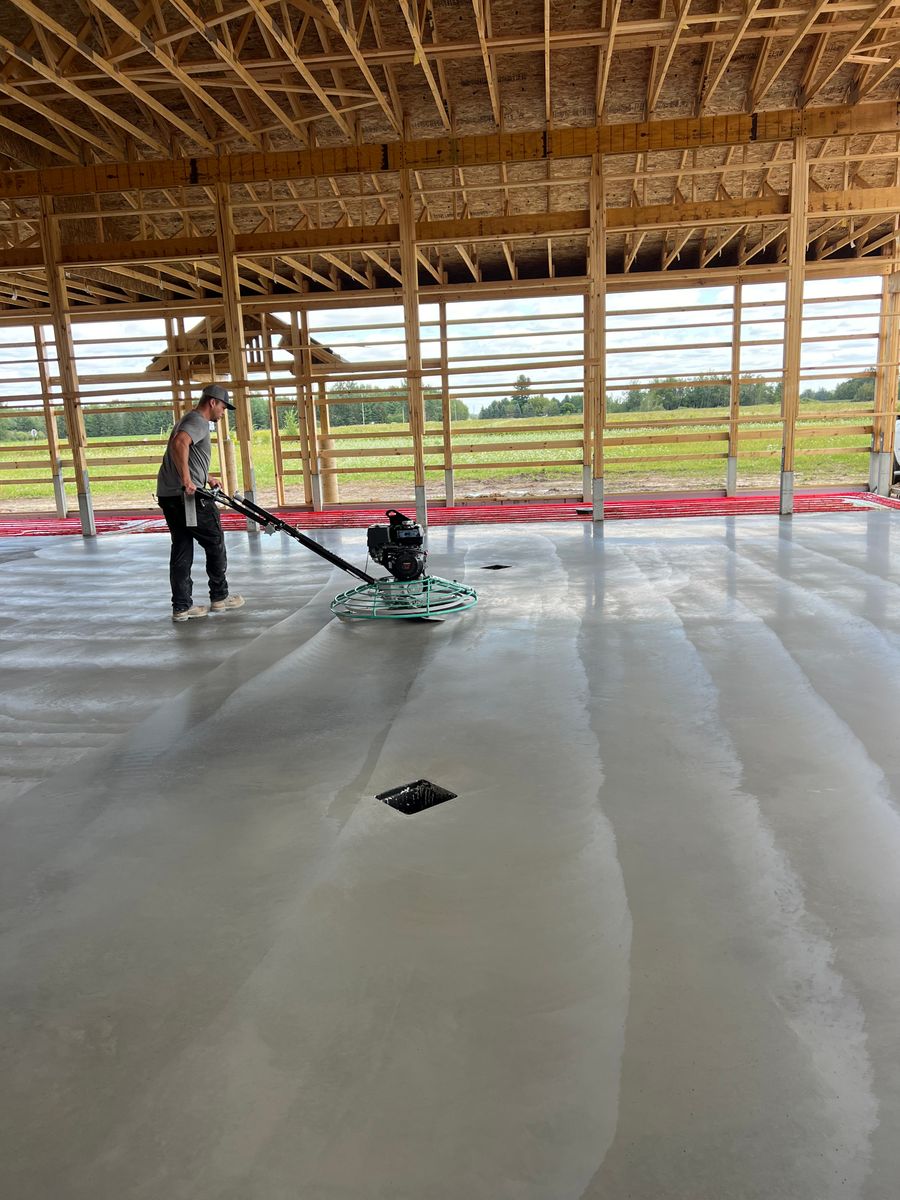 Concrete Slab Construction for JR Concrete in Cadillac, MI