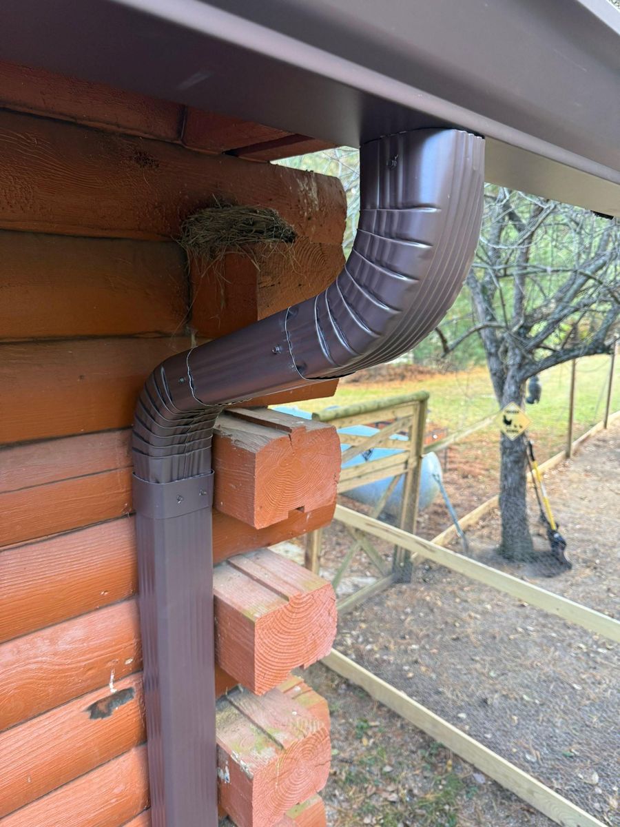 Gutter Maintenance for Top Hand Roofing and Gutter in Pomeroy, OH