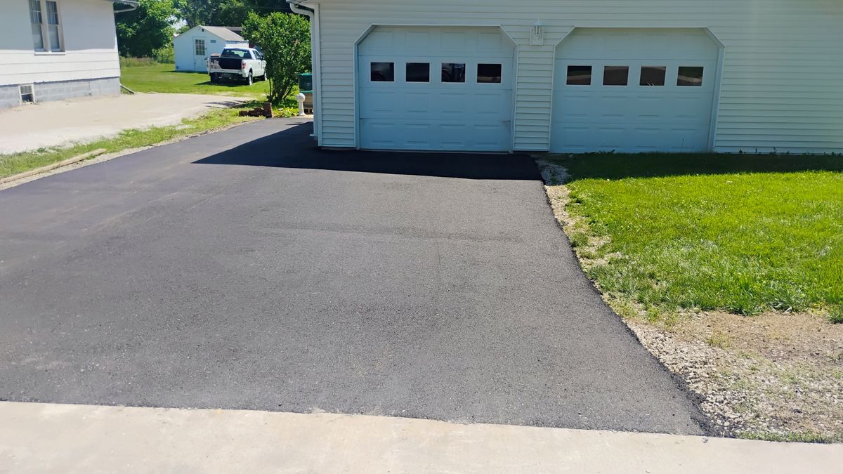 Asphalt Driveway Installation for Bishop Asphalt Sealcoating in Marceline, MO
