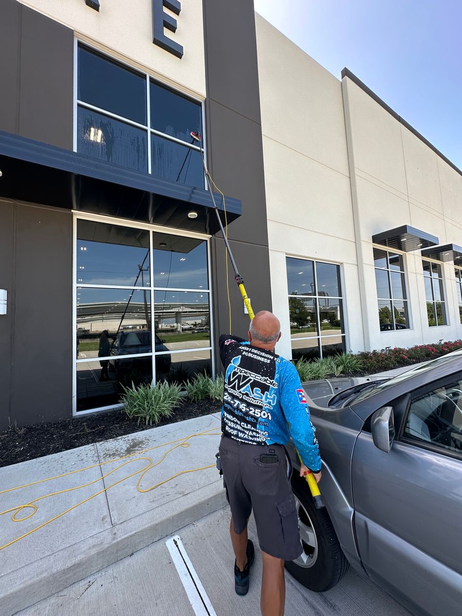 Commercial Window Cleaning for Impeccable Wash TX in Houston, TX
